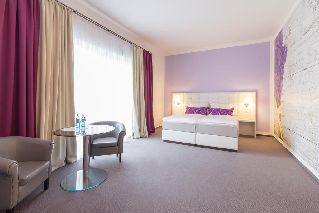 Marina Niederhavel Hotel Brandenburg  Exterior foto